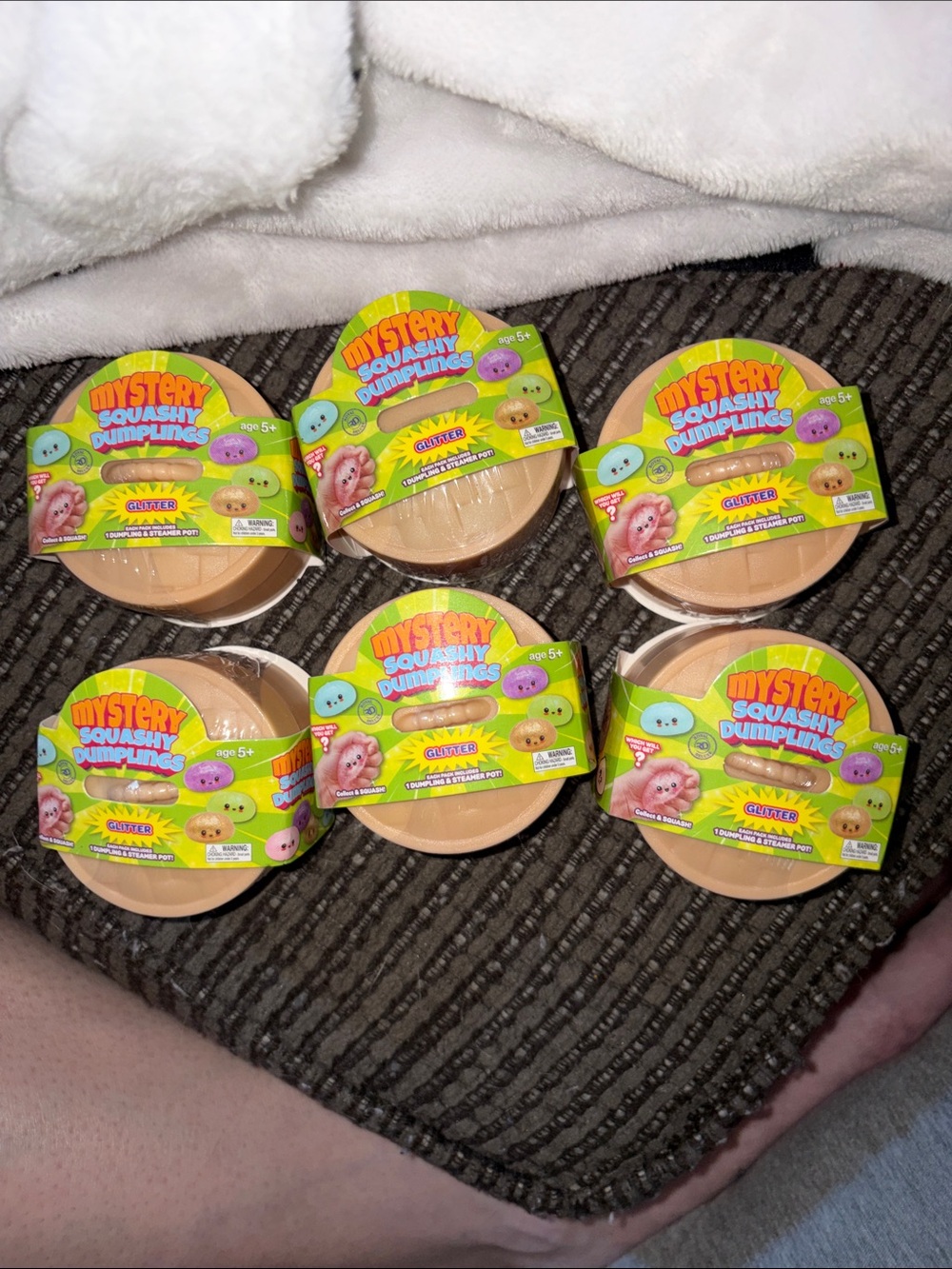 6 Mystery Squishy Dumplings Kids Bath Toy - Beige